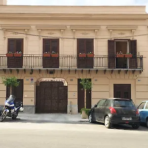 301b&b 2*, Palermo Italia